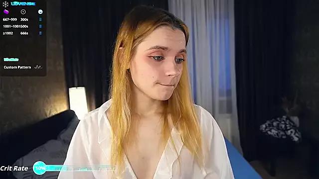 Masturbate to slutty camslut MariamAven MariamAven from StripChat