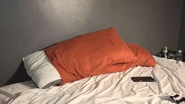 Watch StripChat's Maskedboy1 maskedboy1 from StripChat