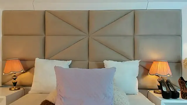 MayaDeLuca — sensual dance+ moan your name+spank ass