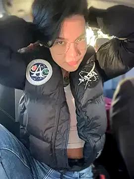 Checkout MeekyRich, she wants to masturbate for you MeekyRich from StripChat