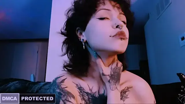 NaughtyLittleFox — Make me wet with your vibrations:p