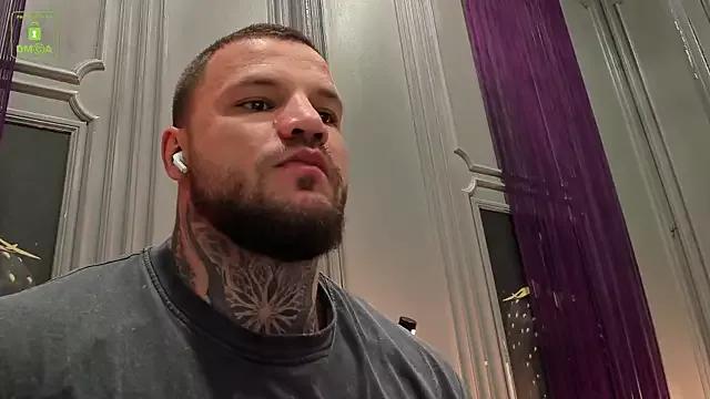 OliverSport from StripChat