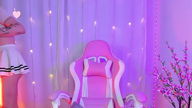 Pinkyrosse — OPEN LEGS AND JERK OFF BBY