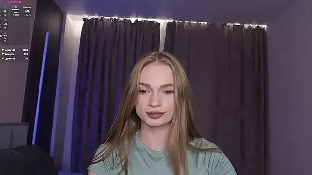 Pussyya777 from StripChat