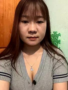 qinejr37 from StripChat