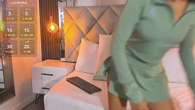 Real_virgin_Pussy — Body sexy toy!!