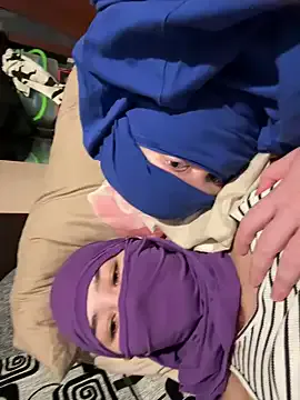 StripChat RedMidnight is Freechat RedMidnight — special show