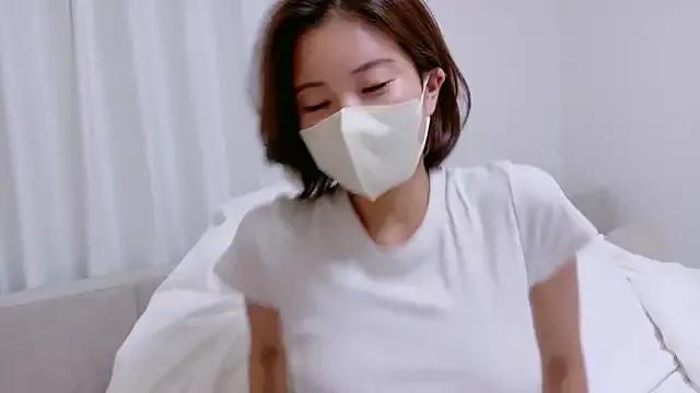 Discover sexy camwhore Riko_oxo riko_oxo from StripChat