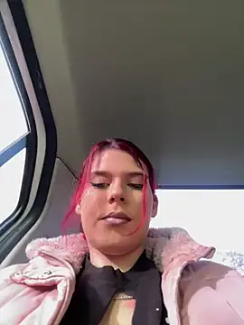 RiriRoseey — Creamy pussy tease in bathroom