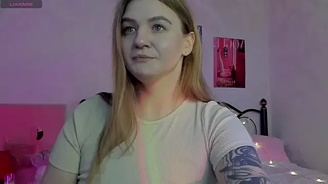 Ruby_Al1en — remove panties for 3 minutes 