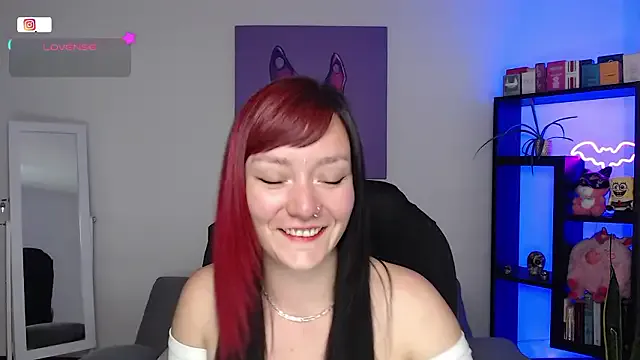 S_Lilith_ —  Fetish Feet & Lingerie Queen -- Privat