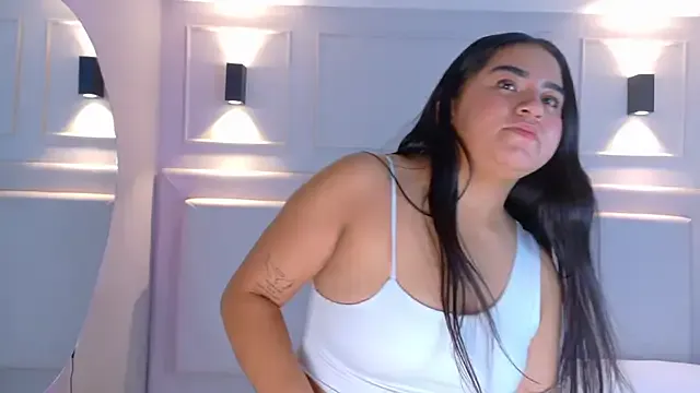 SaraHalls — Bounce Boobs
