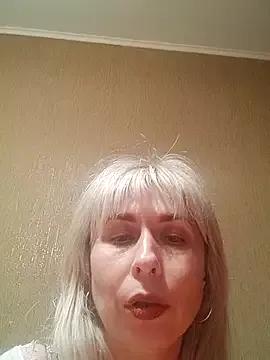SelinaLovqx from StripChat