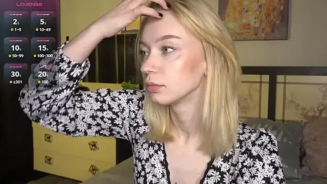 Sexy ShanelTunon wants you to fuck her body now ShanelTunon from StripChat