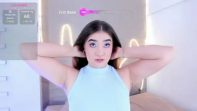 Shanntal_ — spread ass in doggy close to cam and win