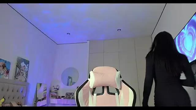 Shineel from StripChat