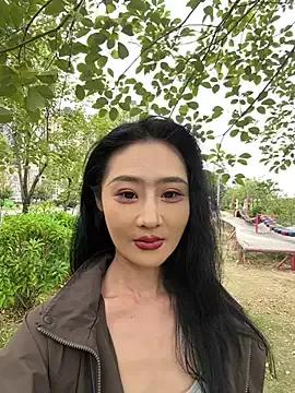 so-linger from StripChat