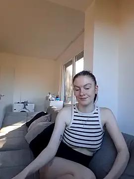 SweetAlice19 from StripChat