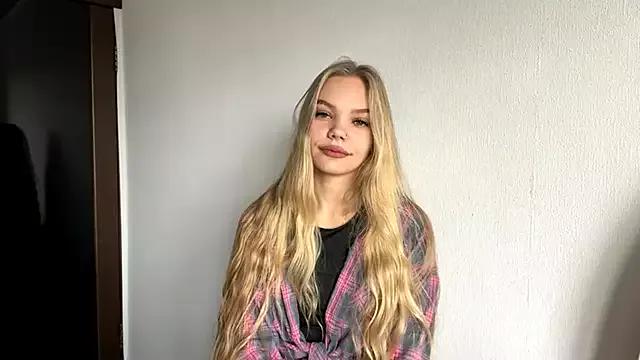 SweetAmelia69 from StripChat