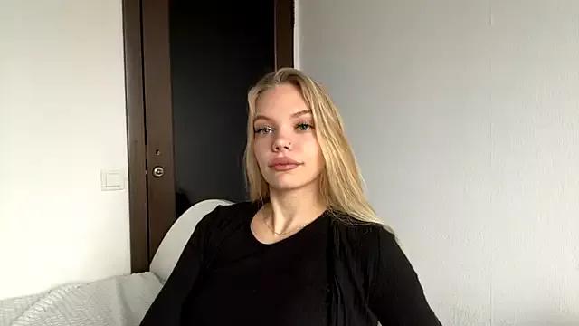 SweetAmelia69 from StripChat