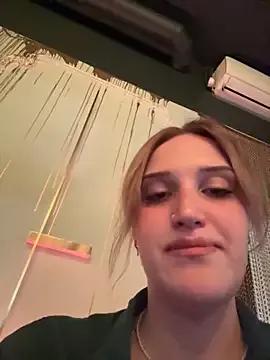 TallP0lly from StripChat