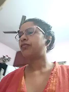 thanusi_2 from StripChat