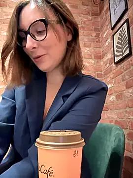 Masturbate to 23 years old The_Snowwhitee from StripChat The_Snowwhitee from StripChat