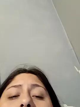 Masturbate to Tudiablitalitabellaaa, she wants to masturbate for you tudiablitalitabellaaa from StripChat