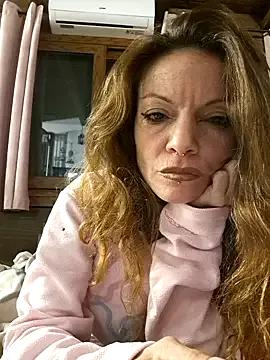 vampvanna23 from StripChat