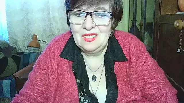 VeronicaGold511 — Freechat on StripChat