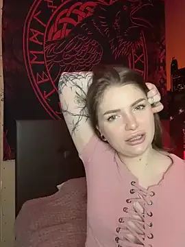 WhiteCore — Suck with bare tits