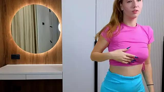 YelenaVerucchi from StripChat