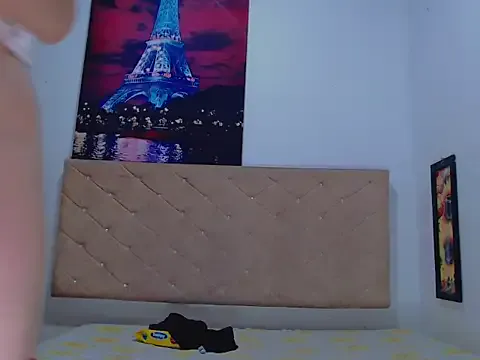 zoecyrus1 — HAPPY DAY OF LOVE 